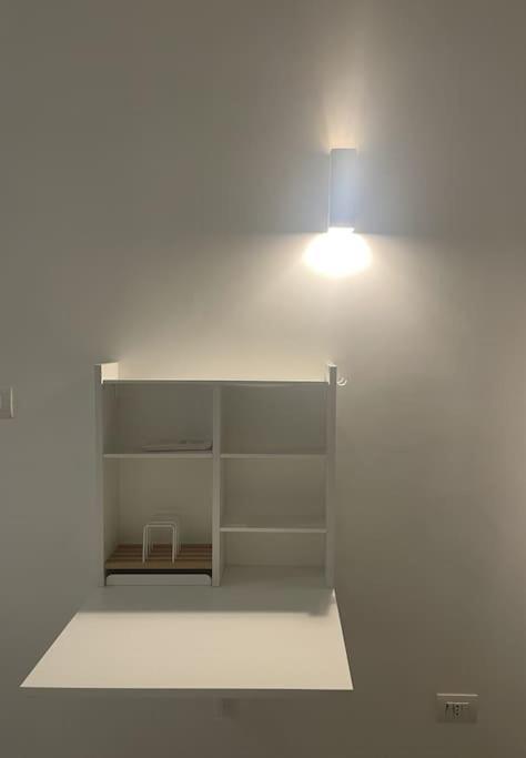 Cozy Apartment Near The Colosseum โรม ภายนอก รูปภาพ